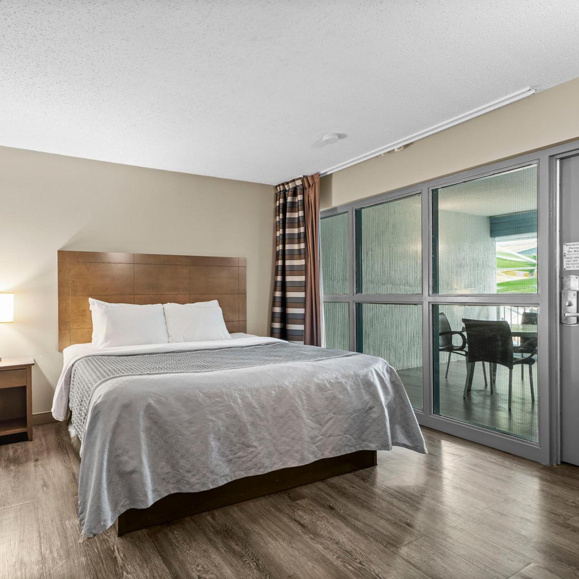 Travelodge By Wyndham Hotel Saskatoon